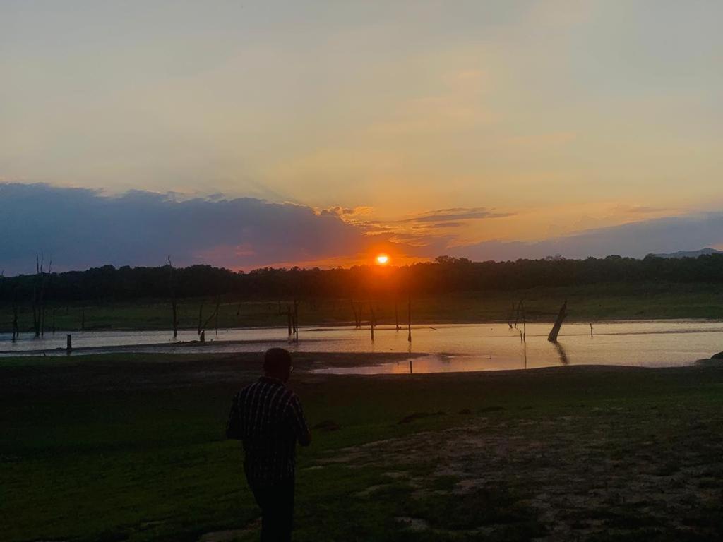 Gal Oya Lake View Inginiyagala Polwatta Exterior foto